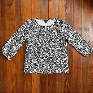 Like new Talbots pullover blouse Petite Small